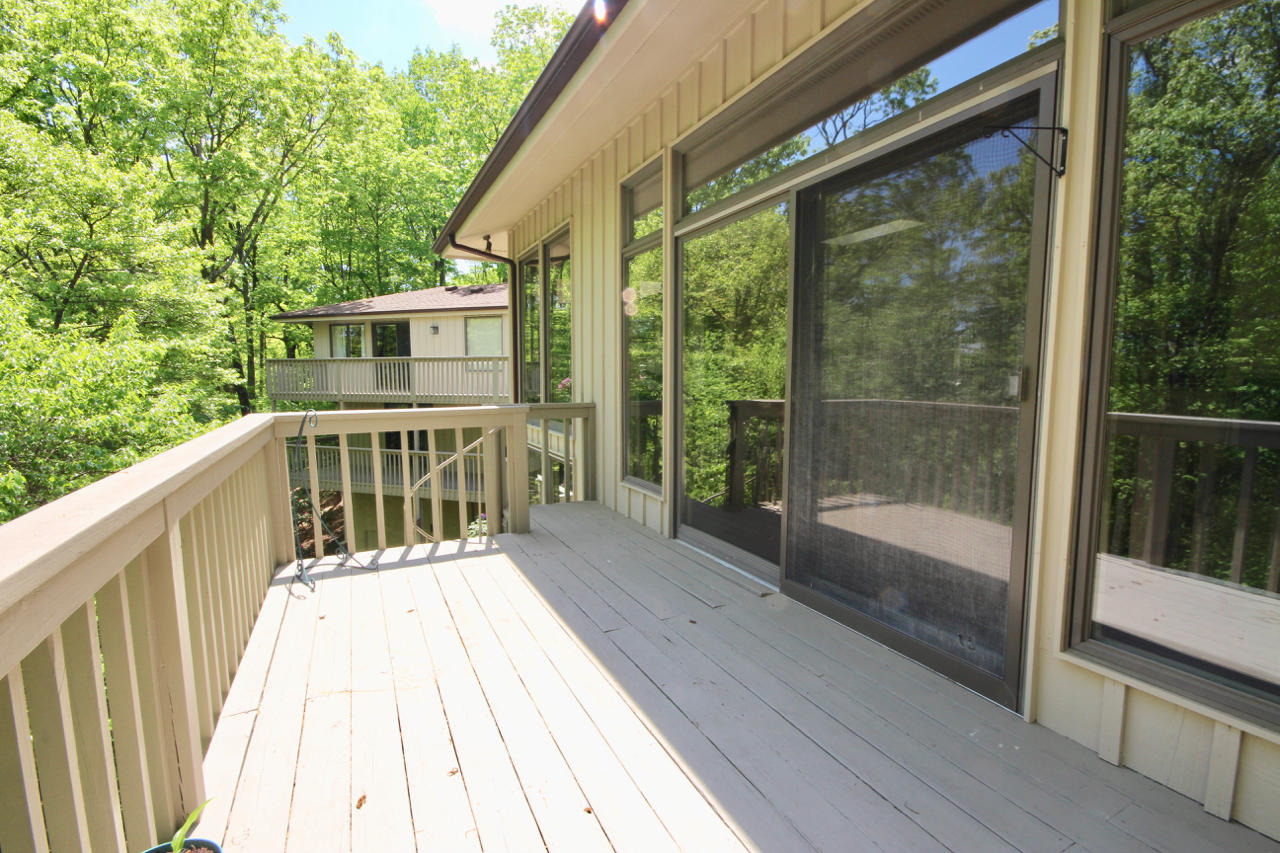 5115 Upland Game Road Roanoke, VA 24018 - Photo 14 of 75 a view of a two chair in the balcony