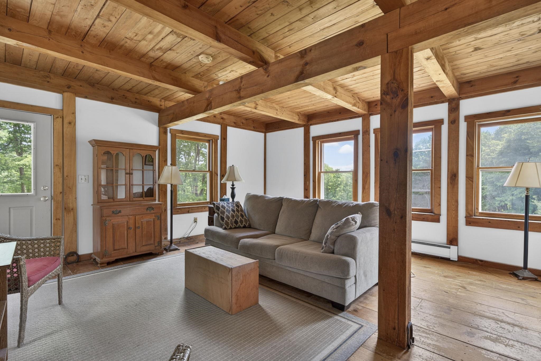 133 Hackett Hill Road Hooksett, NH 03106 - Photo 21 of 55