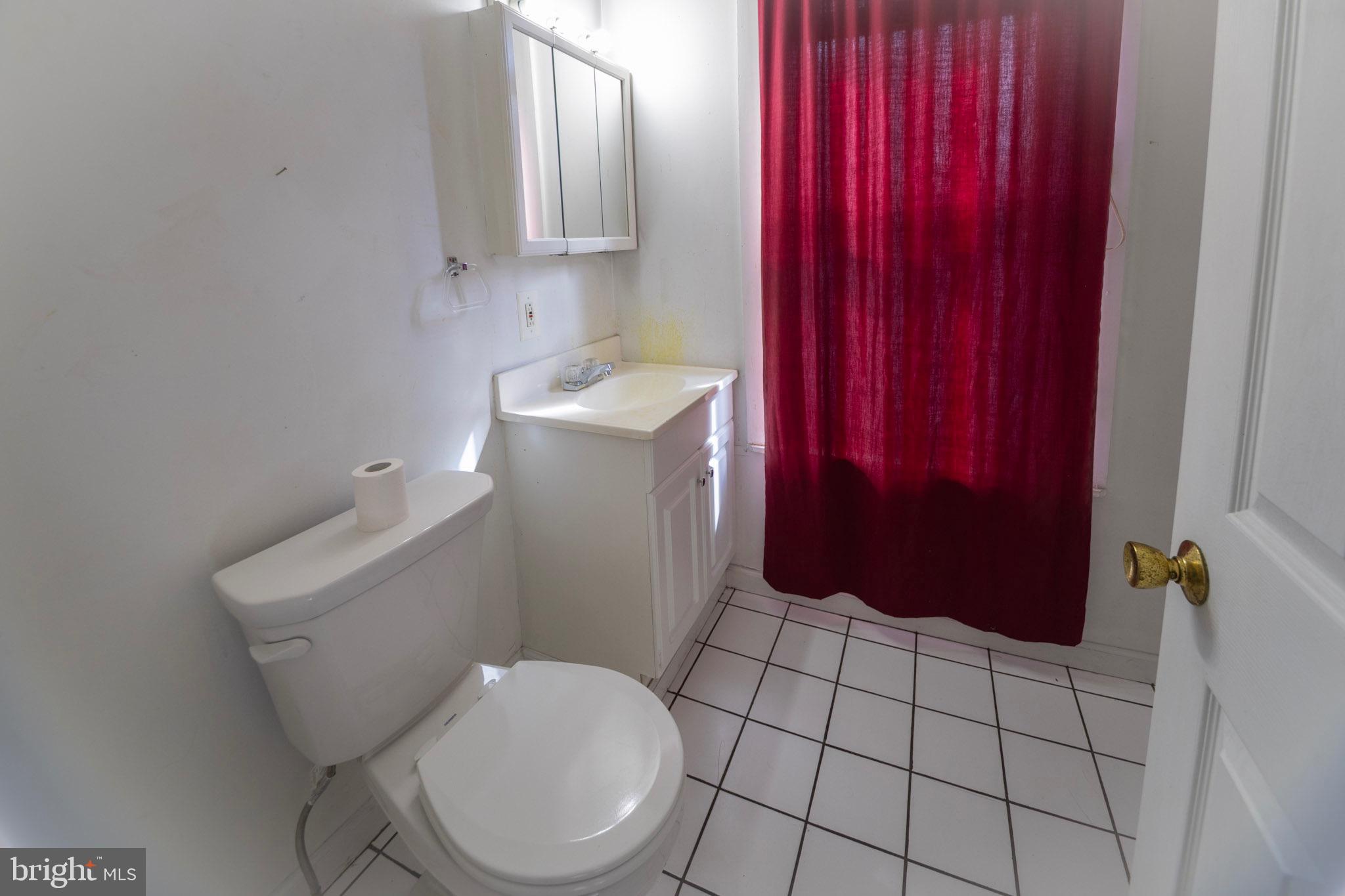 824 South 12th Street, Unit 2 Philadelphia, PA 19147 - Photo 5 of 21