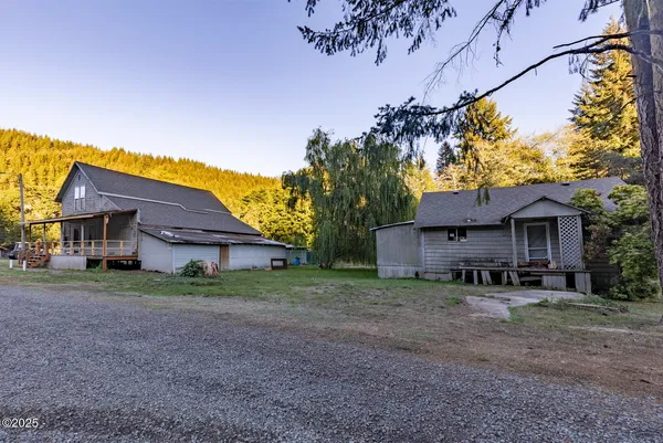 $500,000 | 11 Carter Street, Toledo, OR 97391