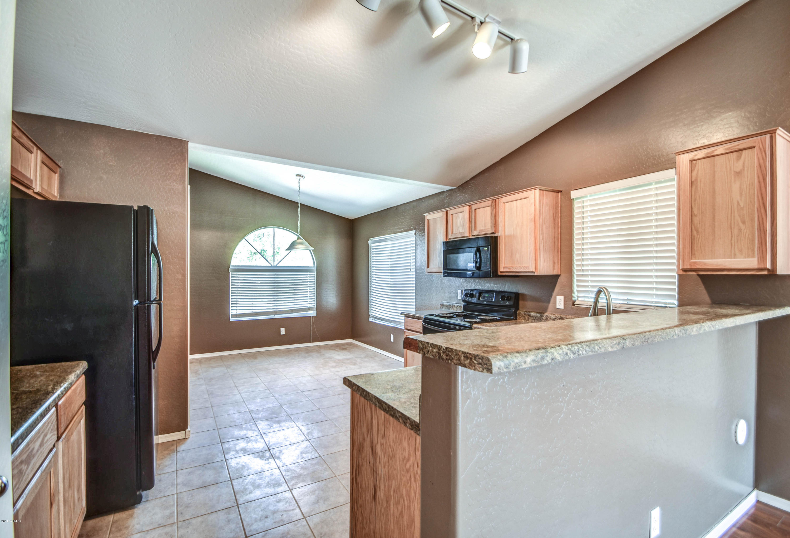 2729 West Pecan Road Phoenix, AZ 85041 - Photo 19 of 37 KITCHEN NORTH VIEW