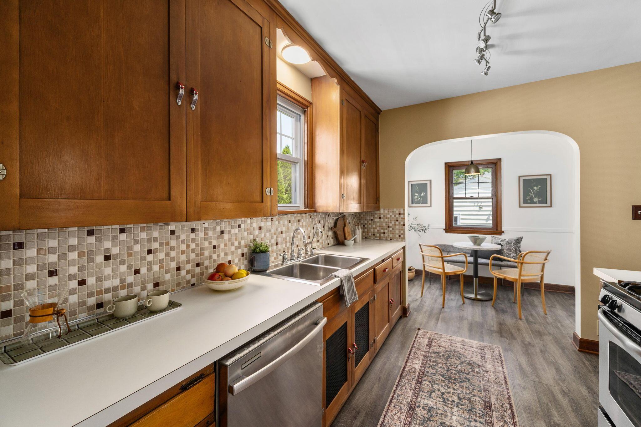 780 Vernon Road Columbus, OH 43209 - Photo 14 of 58 Kitchen