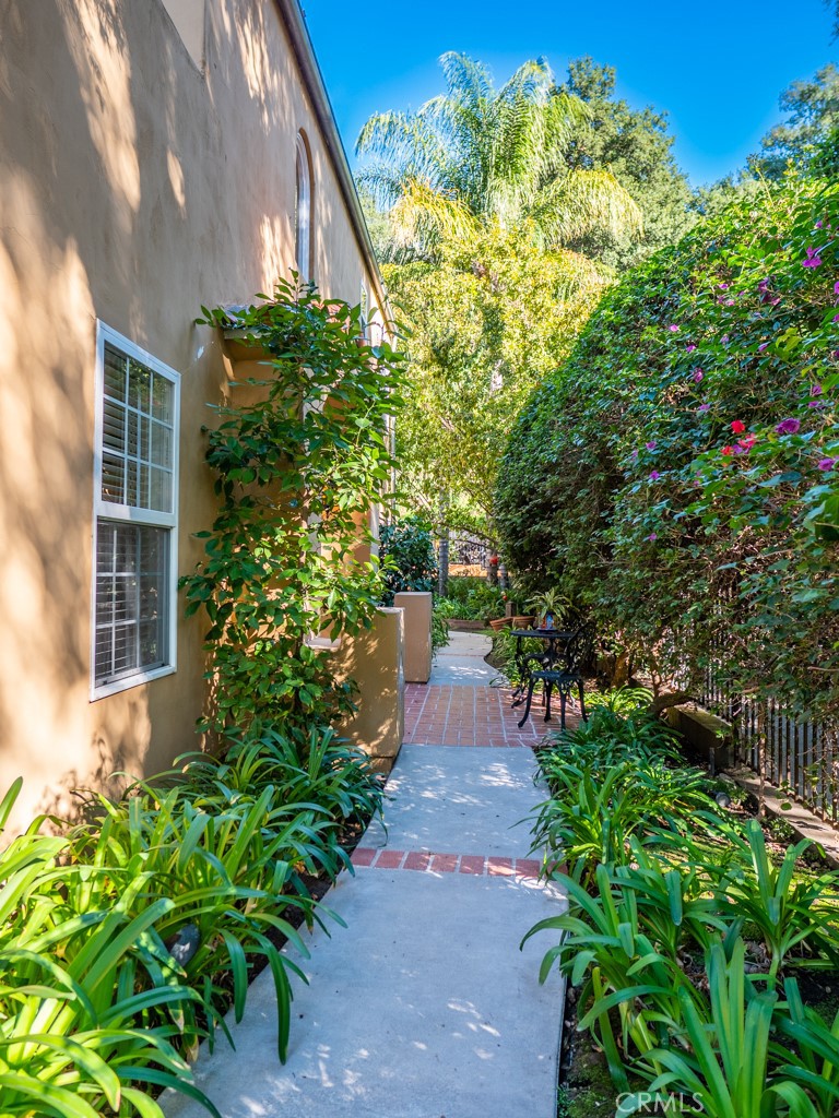 1934 Pasadena Glen Road Pasadena, CA 91107 - Photo 4 of 38 a view of a pathway both side of house
