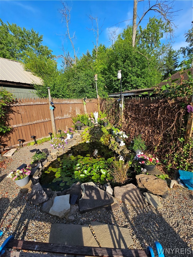 5791 Elmhurst Road Hamburg, NY 14085 - Photo 9 of 24