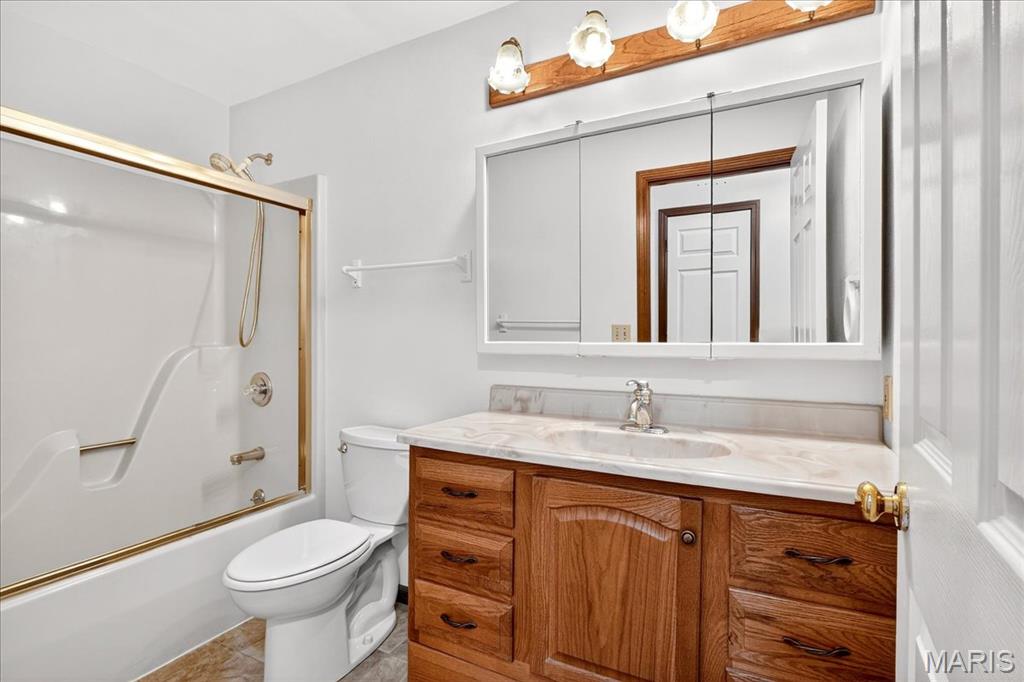 201 Oak Tree Drive Columbia, IL 62236 - Photo 19 of 47