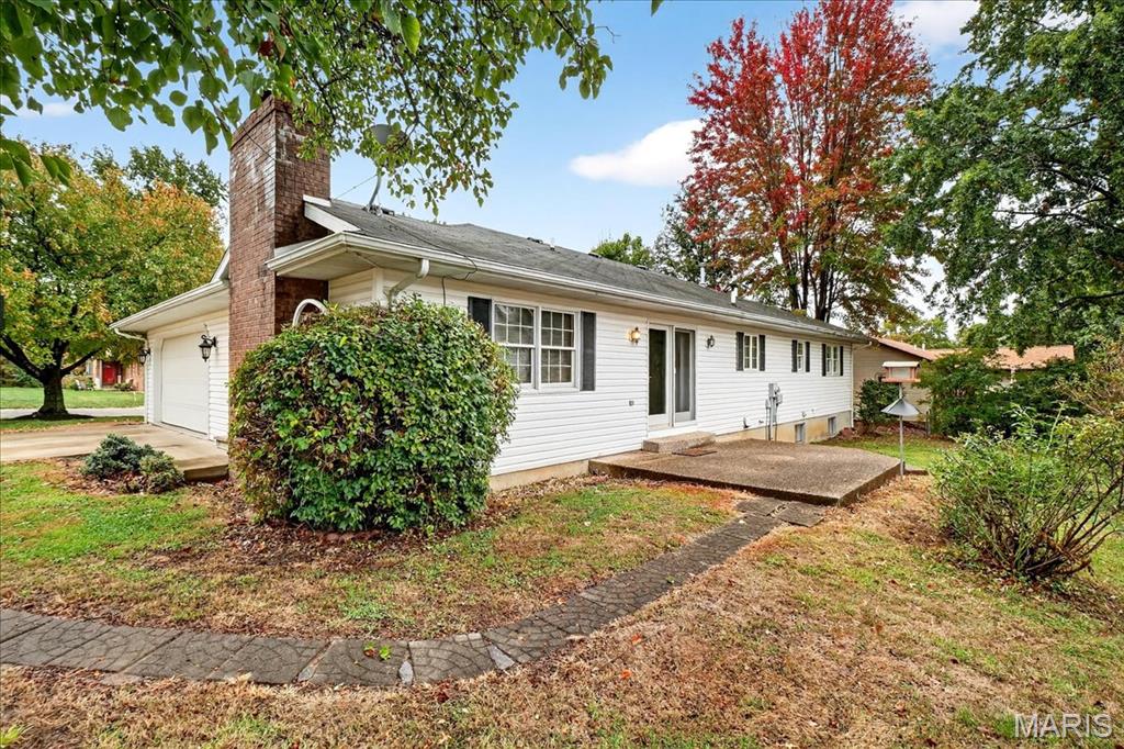 201 Oak Tree Drive Columbia, IL 62236 - Photo 37 of 47