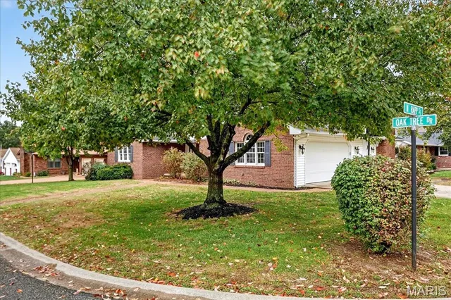 $335,000 | 201 Oak Tree Drive, Columbia, IL 62236