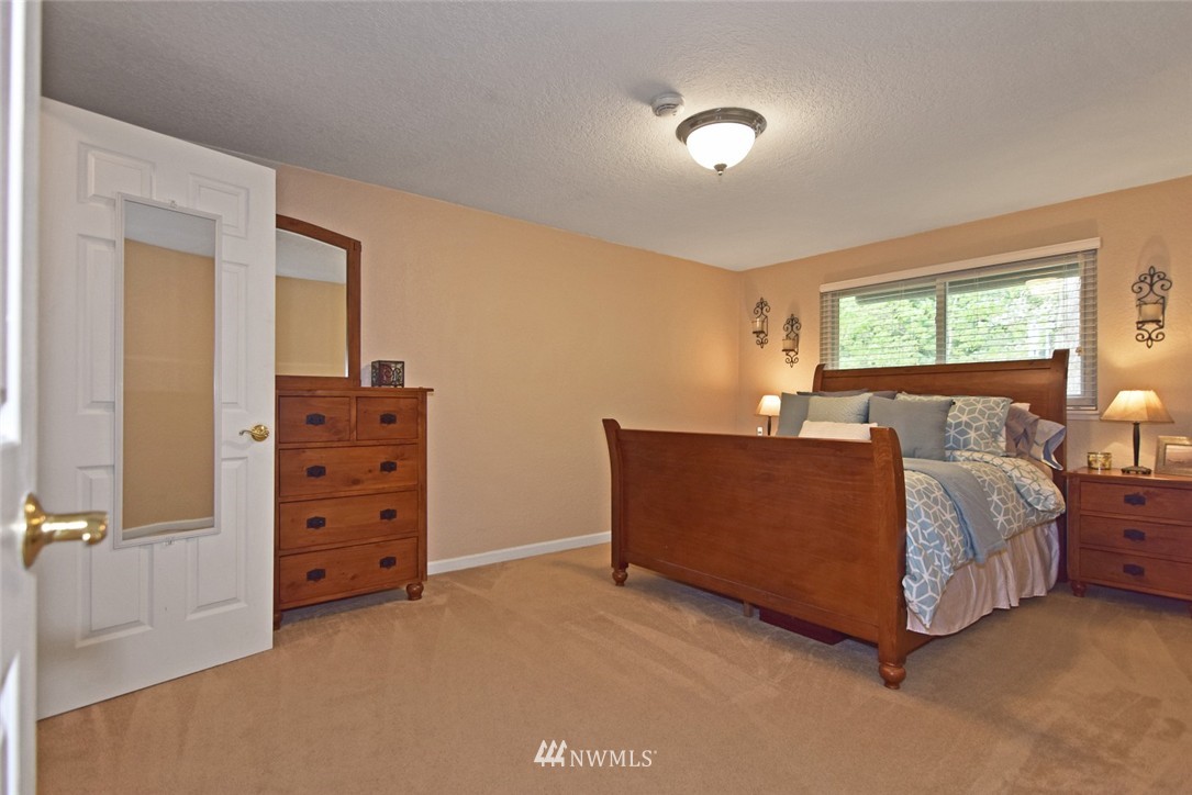 2929 165th Place Southeast Bothell, WA 98012 - Photo 9 of 11