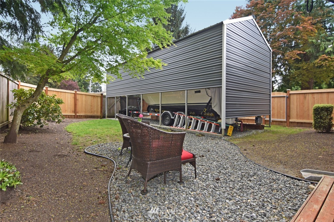 2929 165th Place Southeast Bothell, WA 98012 - Photo 10 of 11
