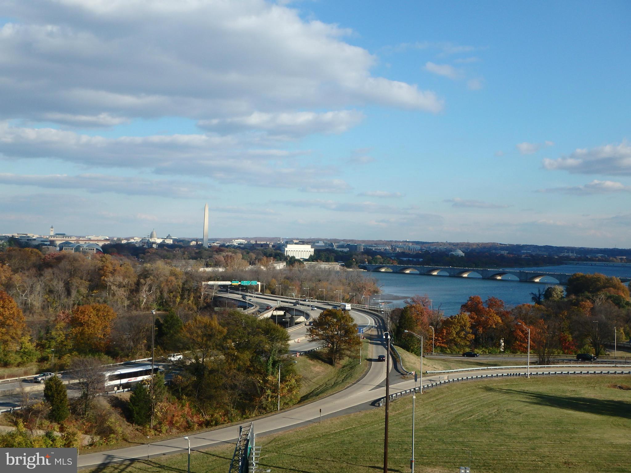 1011 Arlington Boulevard, Unit 627 Arlington, VA 22209 - Photo 2 of 28 PANORAMIC DC MONUMENTS & POTOMAC RIVER VIEWS
