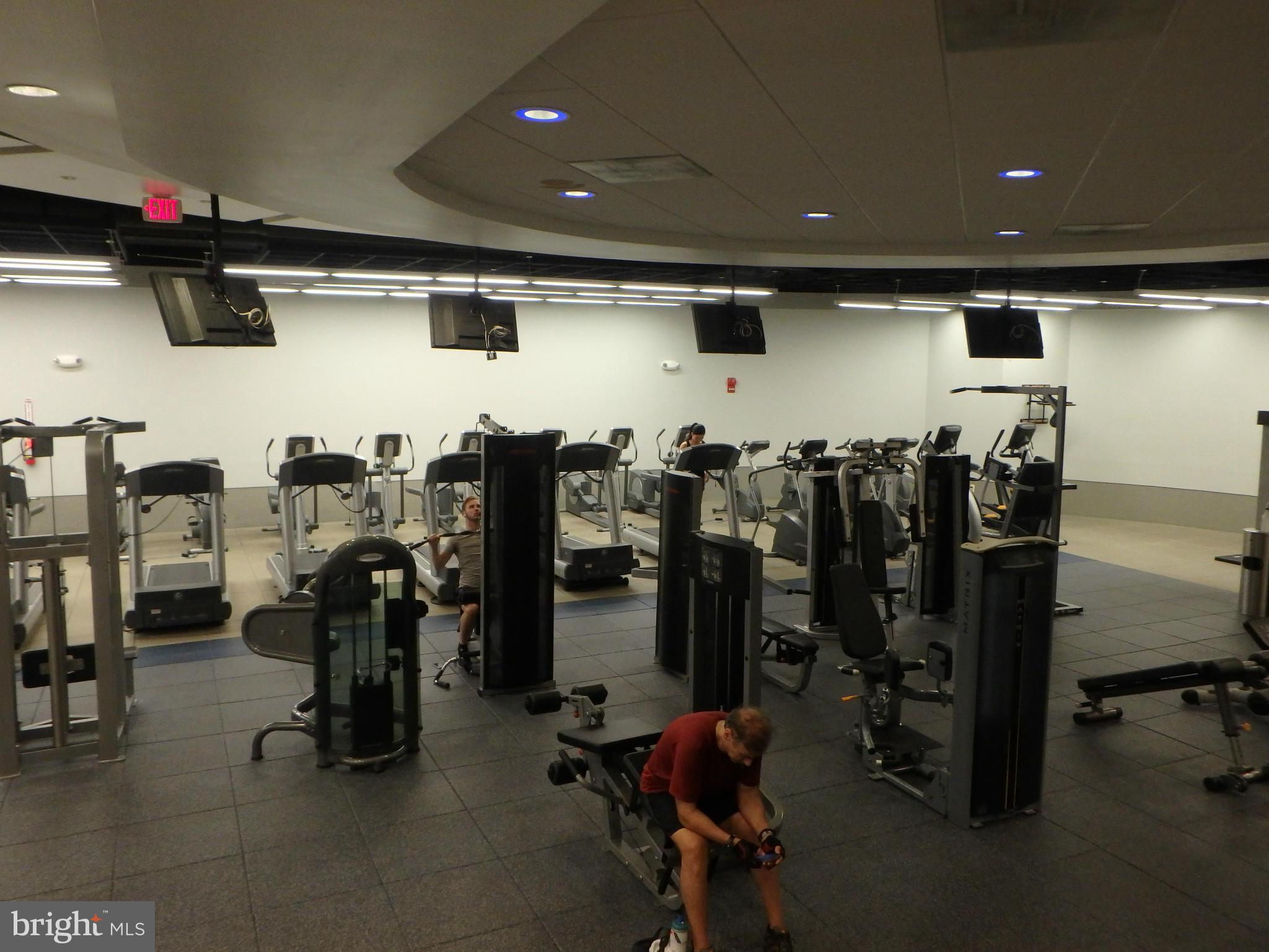 1011 Arlington Boulevard, Unit 627 Arlington, VA 22209 - Photo 20 of 28 NEW STATE OF THE ART FITNESS CENTER