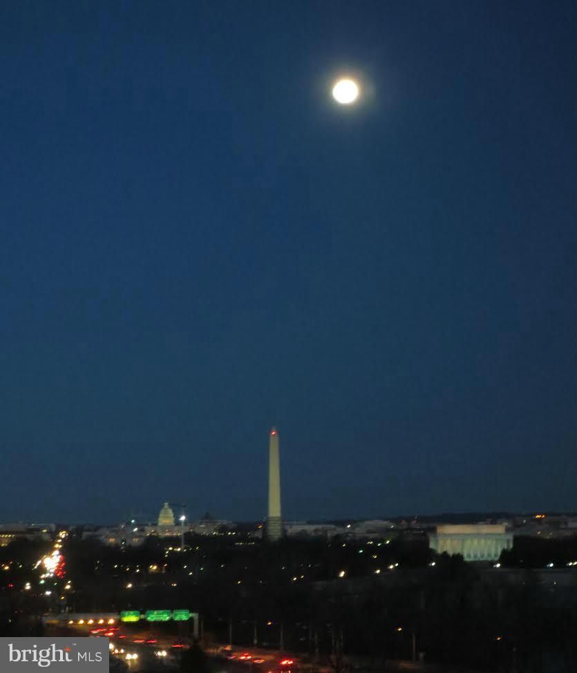 1011 Arlington Boulevard, Unit 627 Arlington, VA 22209 - Photo 3 of 28 WATCH THE MOON RISE IN THE EVENINGS