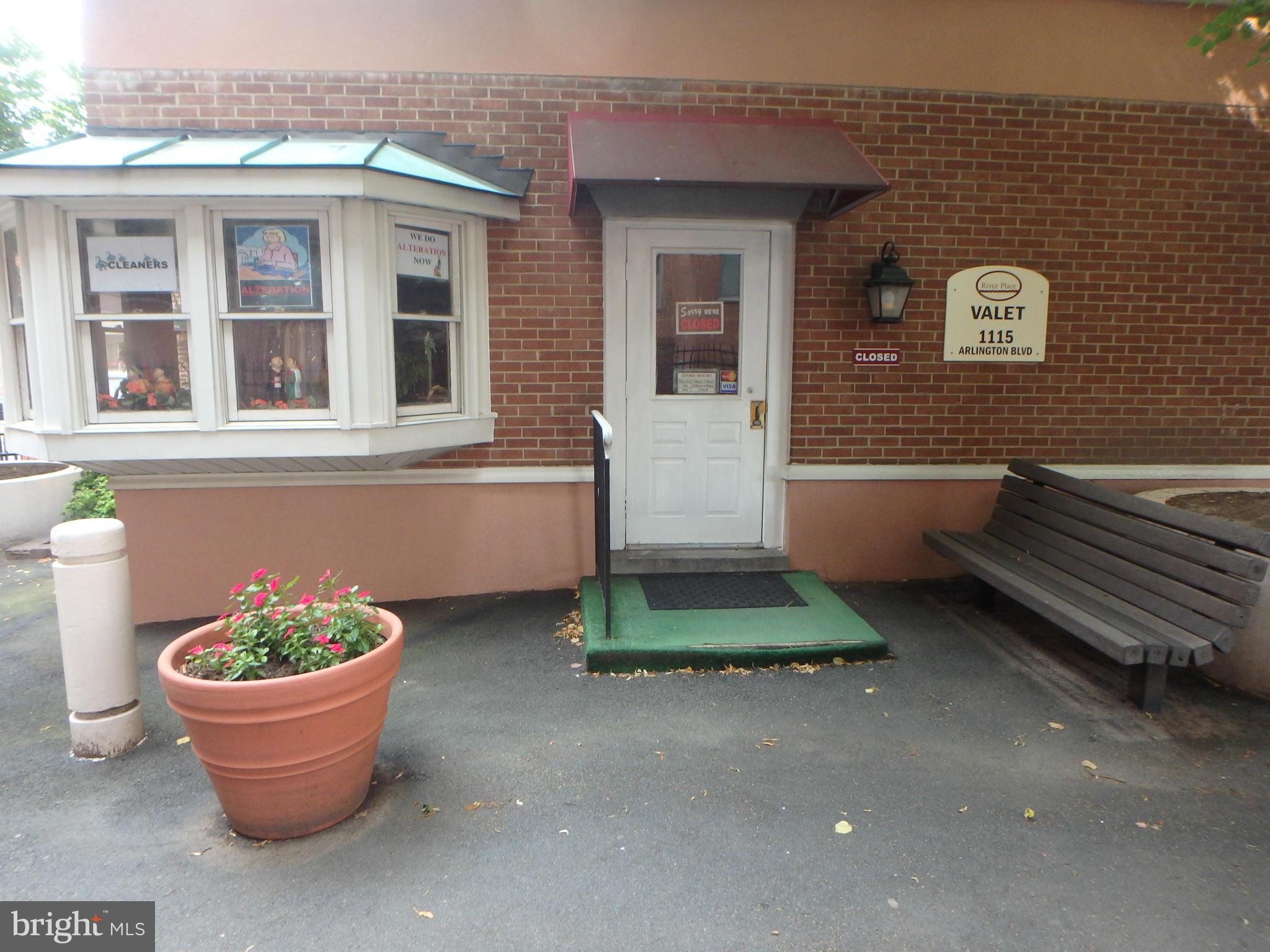 1011 Arlington Boulevard, Unit 627 Arlington, VA 22209 - Photo 24 of 28 RIVER PLACE DRY CLEANERS & VALET