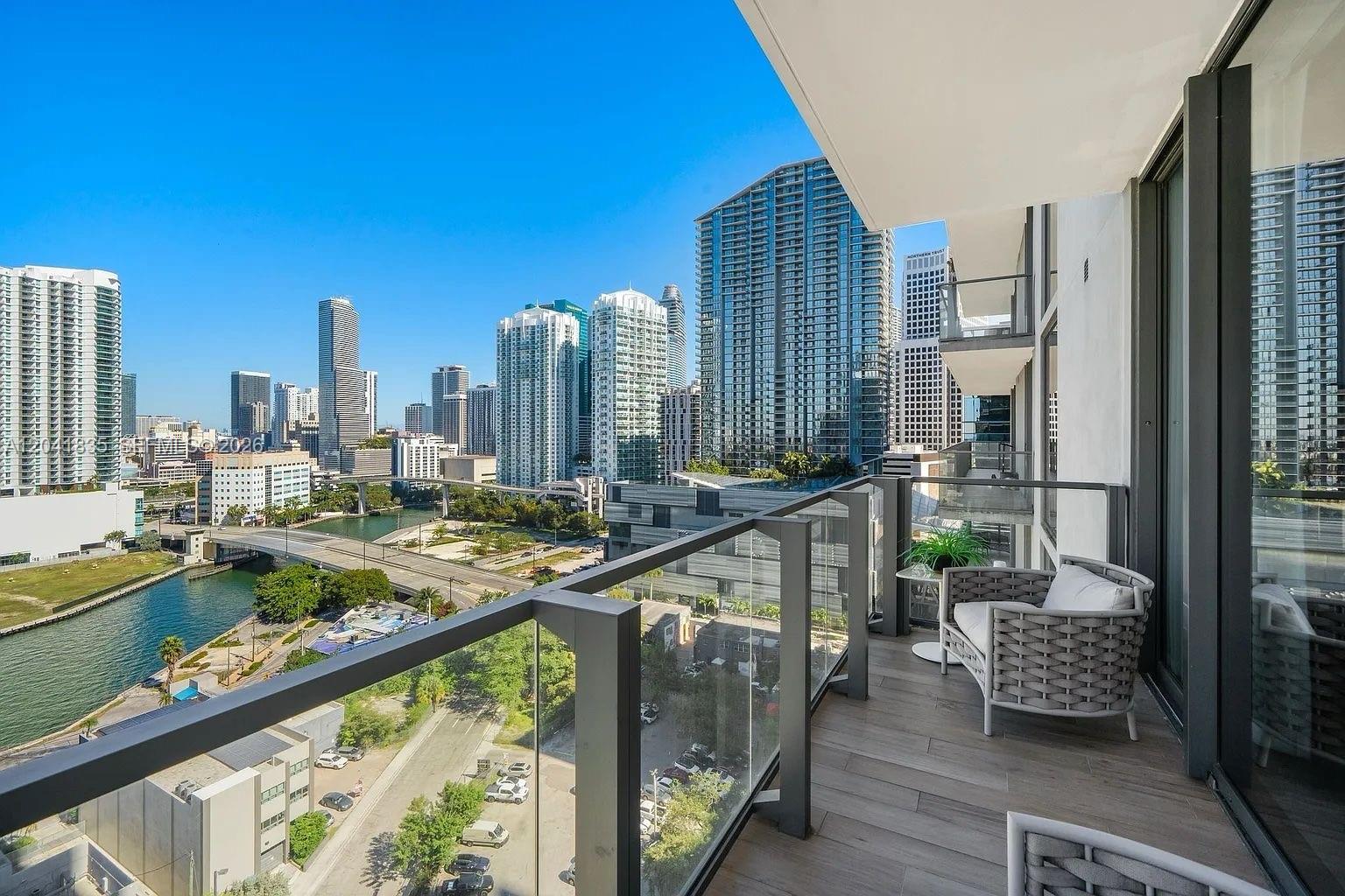 88 Southwest 7th Street, Unit 1212 Miami, FL 33130 - Photo 2 of 20