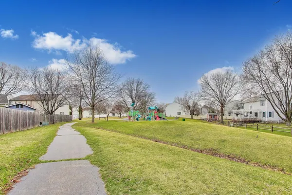 $419,999 | 158 Jefferson Lane, Streamwood, IL 60107