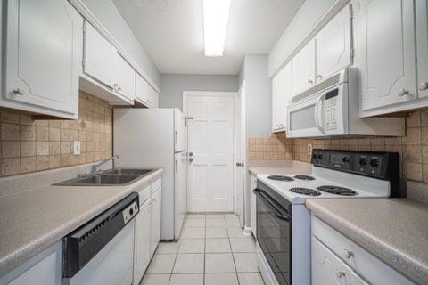 153 Rue Fontaine Lithonia, GA 30038 - Photo 2 of 16