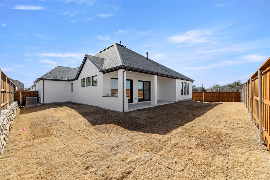 3102 Fisher Road Rockwall, TX 75032 - Photo 35 of 35 27. 3102 Fisher - Back (2)