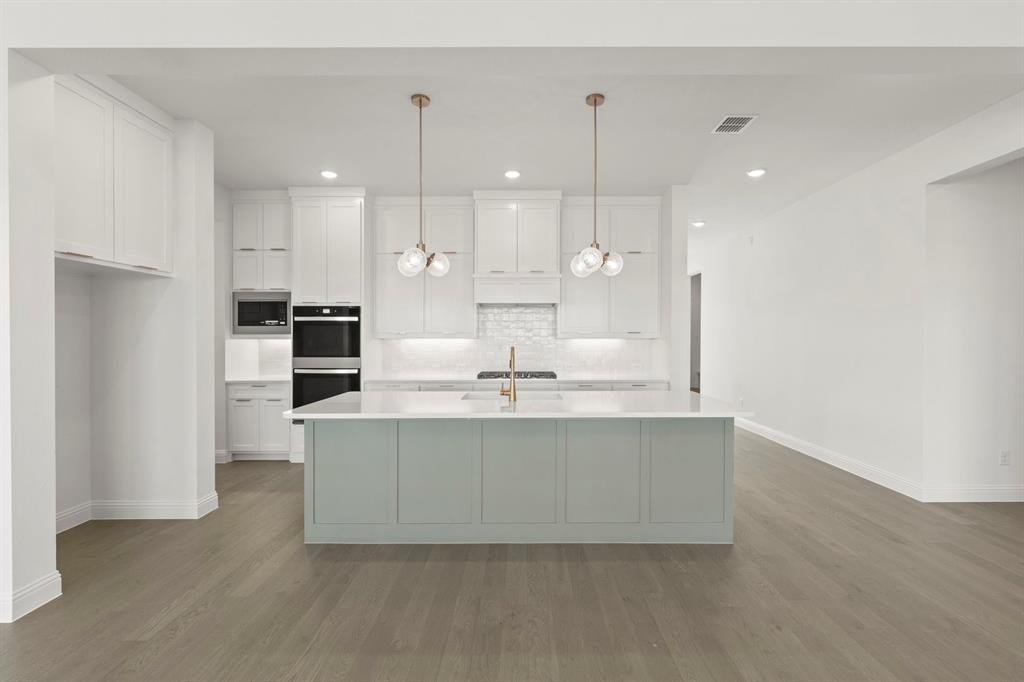 3102 Fisher Road Rockwall, TX 75032 - Photo 8 of 35 07. 3102 Fisher - Kitchen