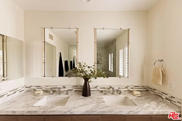 $1,349,000 | 1520 South Beverly Glen Boulevard, Unit 507, Los Angeles, CA 90024