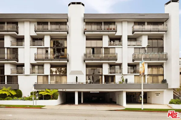 $1,349,000 | 1520 South Beverly Glen Boulevard, Unit 507, Los Angeles, CA 90024