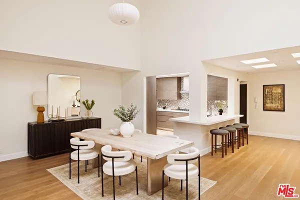 $1,349,000 | 1520 South Beverly Glen Boulevard, Unit 507, Los Angeles, CA 90024