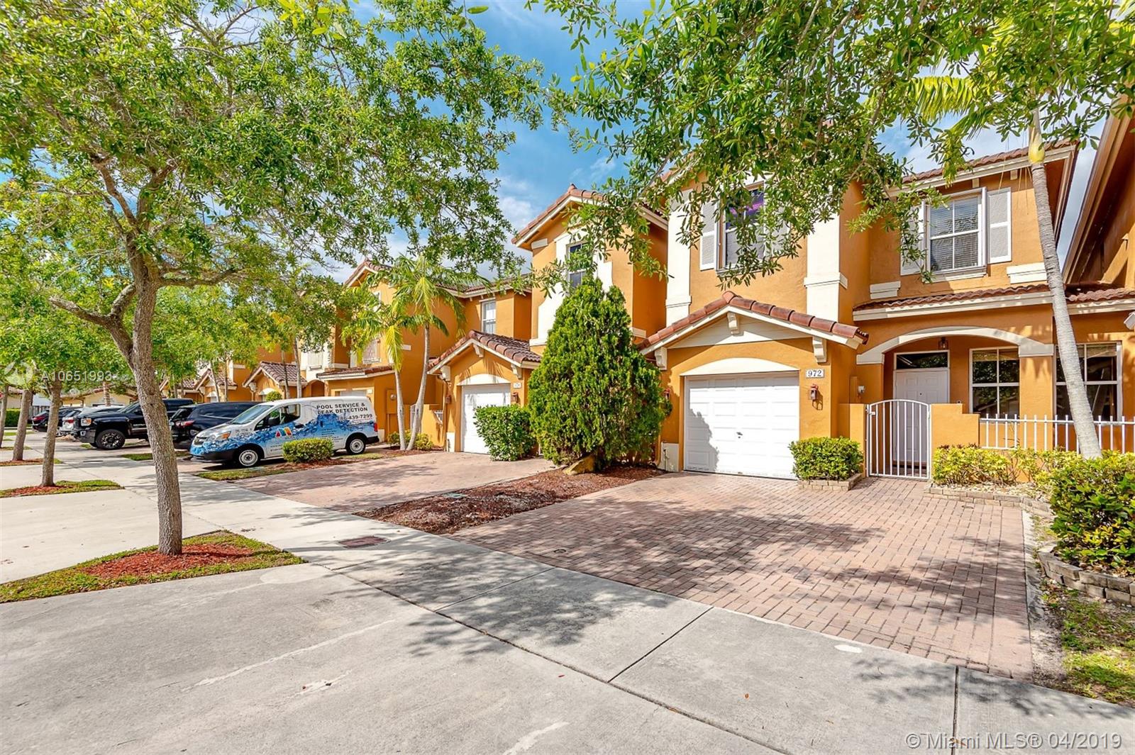 972 Southwest 154th Path, Unit 972 Miami, FL 33194 - Photo 1 of 24 Gallery Image 1