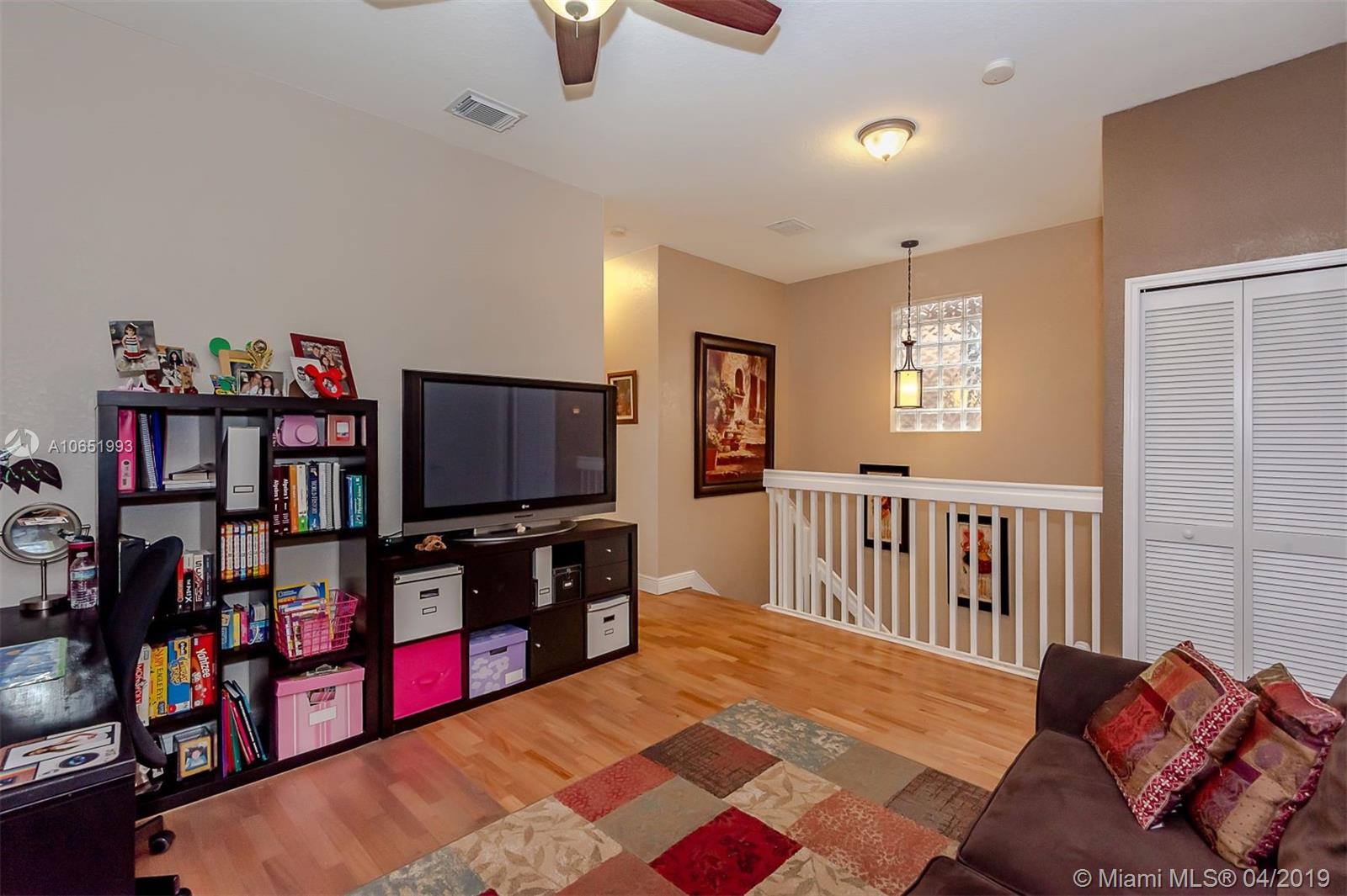 972 Southwest 154th Path, Unit 972 Miami, FL 33194 - Photo 19 of 24 Gallery Image 19
