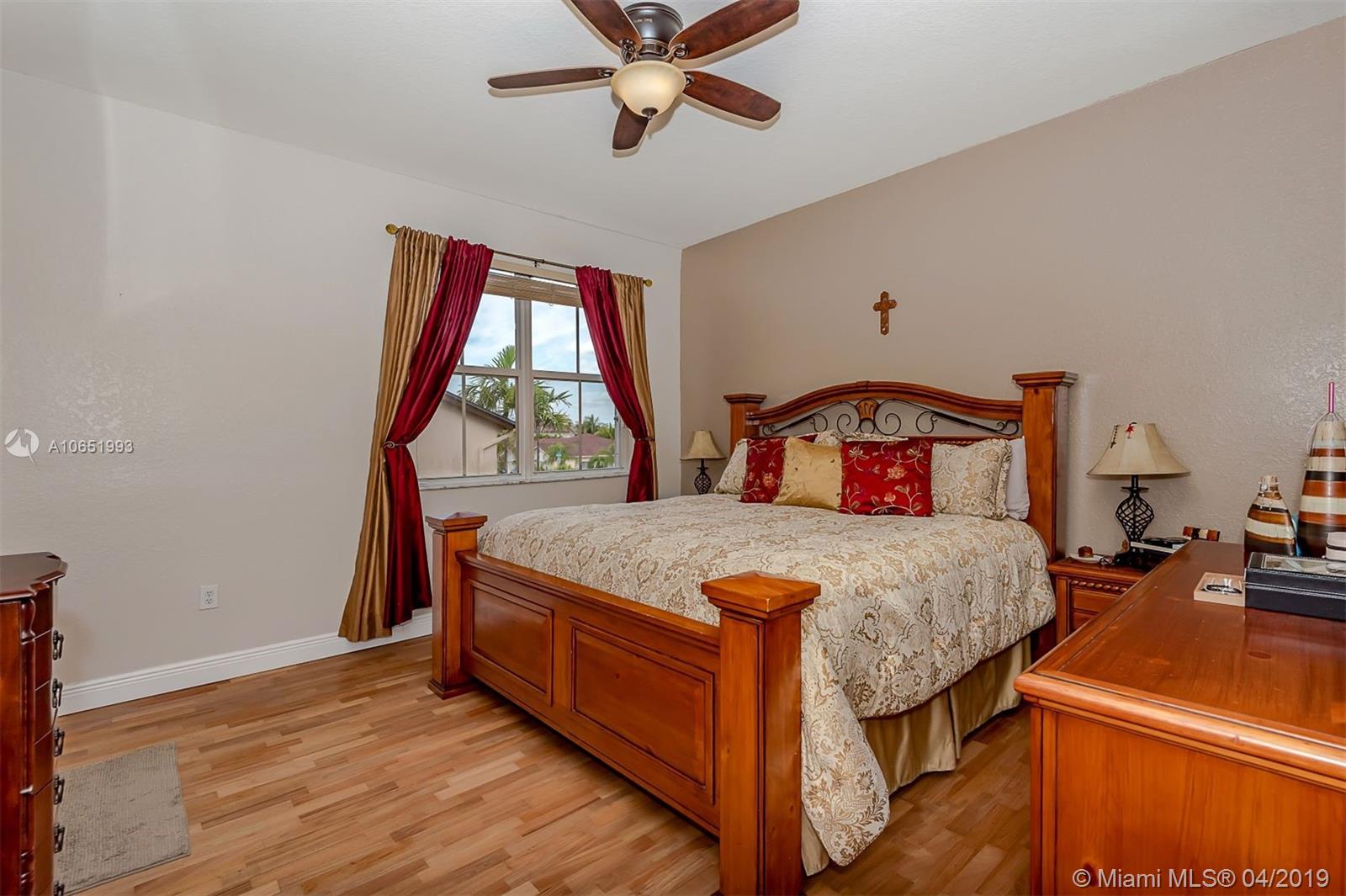 972 Southwest 154th Path, Unit 972 Miami, FL 33194 - Photo 21 of 24 Gallery Image 21
