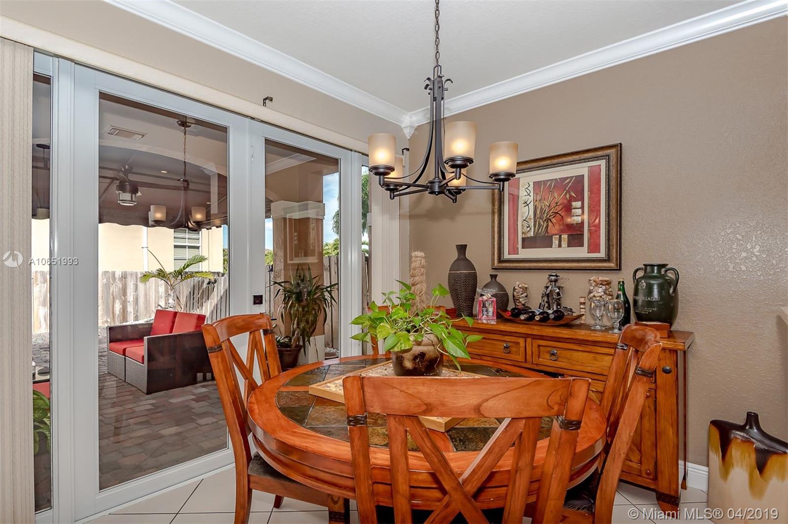 972 Southwest 154th Path, Unit 972 Miami, FL 33194 - Photo 10 of 24 Gallery Image 10