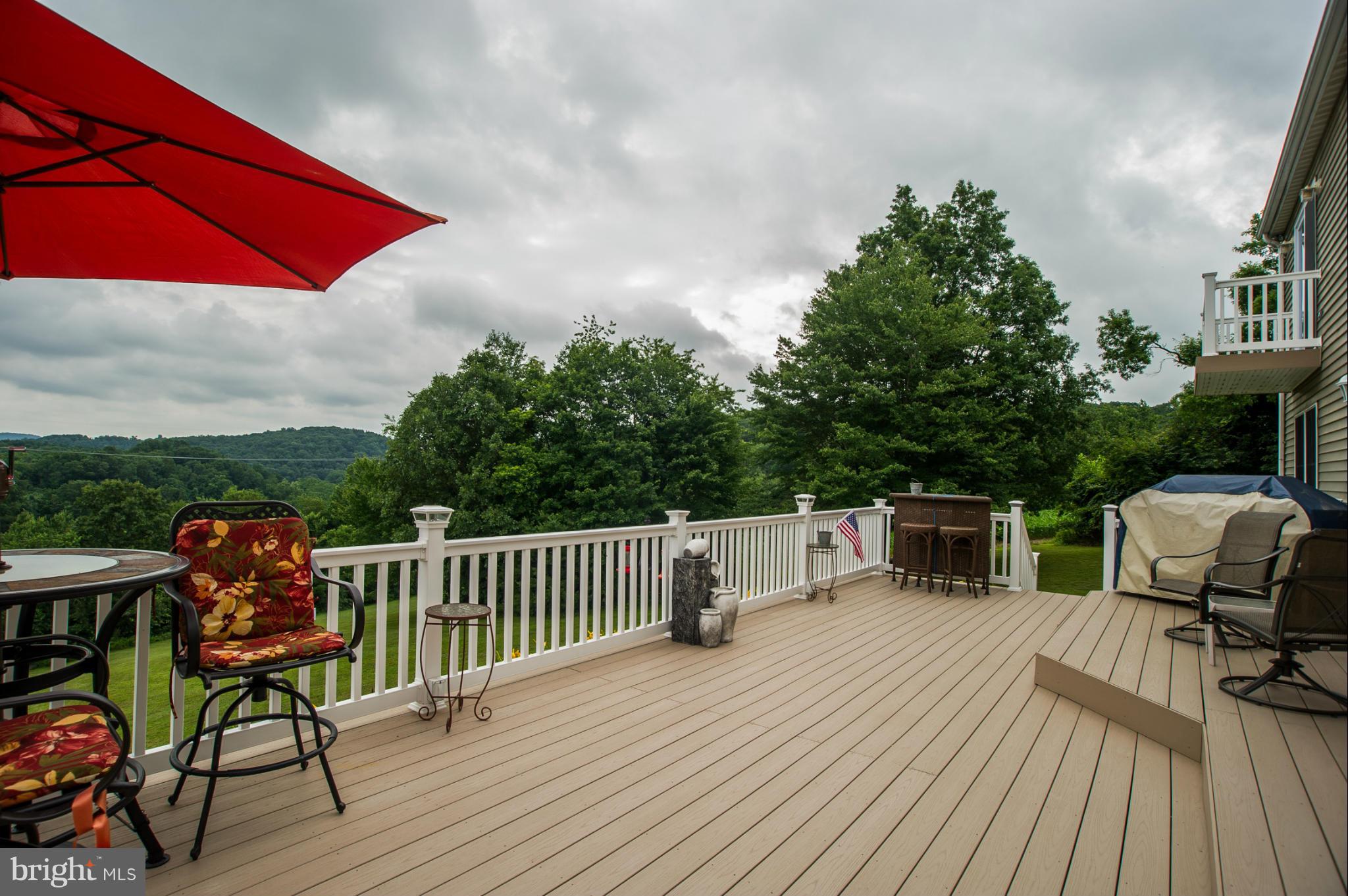 3535 Traceys Mill Road Manchester, MD 21102 - Photo 10 of 26 COMPOSITE-MAINTENANCE FREE DECK
