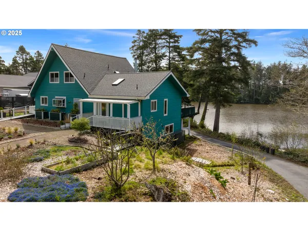 $849,000 | 53461 Safe Road, Bandon, OR 97411