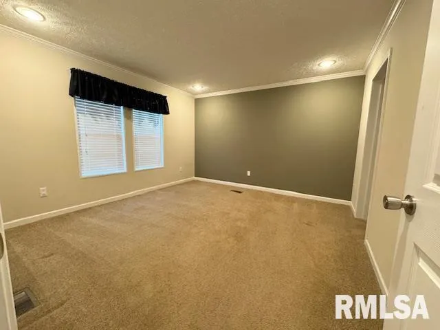 $139,900 | 509 West Madison Street, Herrin, IL 62948