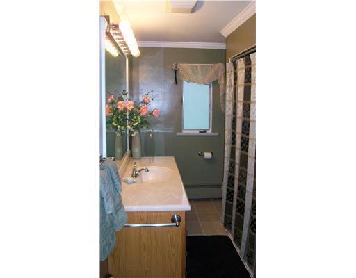 494 Hollow Road Darlington, PA 16115 - Photo 8 of 18 Full Bath.