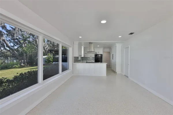 $565,000 | 14028 Blackjack Road, Dover, FL 33527