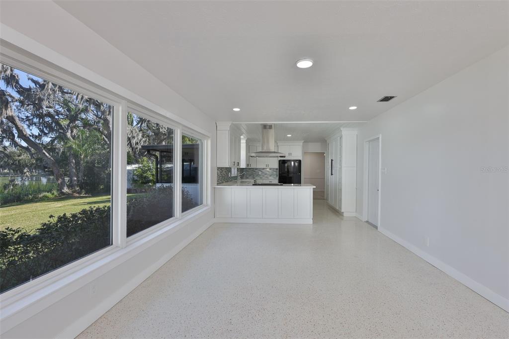 14028 Blackjack Road Dover, FL 33527 - Photo 11 of 62