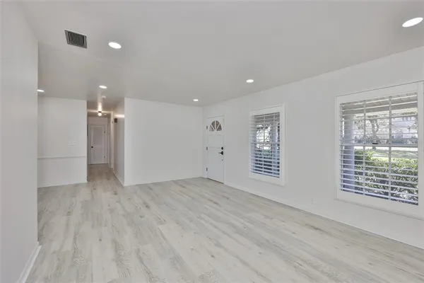 $565,000 | 14028 Blackjack Road, Dover, FL 33527