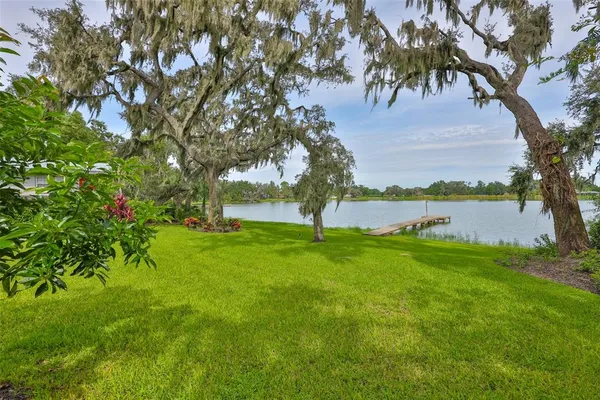 $565,000 | 14028 Blackjack Road, Dover, FL 33527