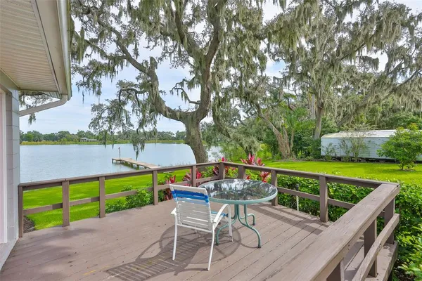 $565,000 | 14028 Blackjack Road, Dover, FL 33527