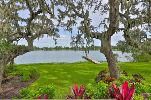 $565,000 | 14028 Blackjack Road, Dover, FL 33527