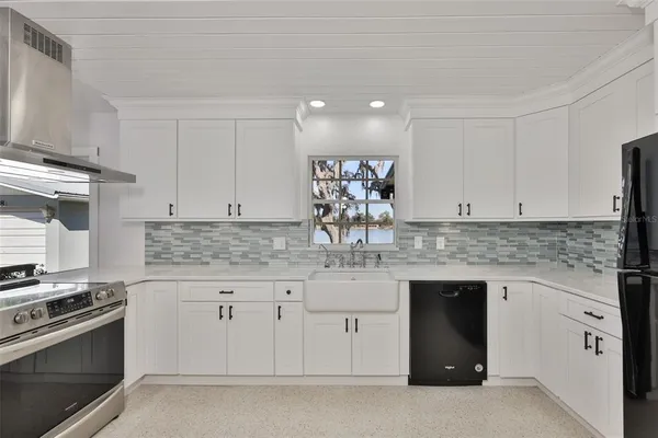 $565,000 | 14028 Blackjack Road, Dover, FL 33527