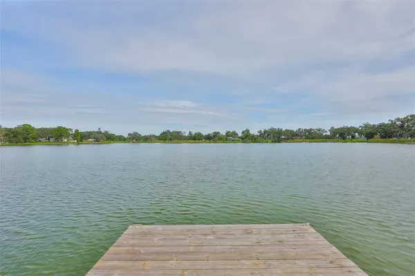 $565,000 | 14028 Blackjack Road, Dover, FL 33527