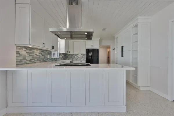 $565,000 | 14028 Blackjack Road, Dover, FL 33527