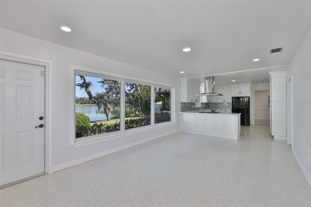 14028 Blackjack Road Dover, FL 33527 - Photo 10 of 62