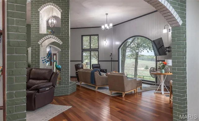 $5,999,999 | 1224 County Road 3165, Salem, MO 65560