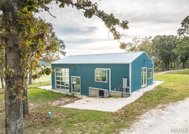 $5,999,999 | 1224 County Road 3165, Salem, MO 65560