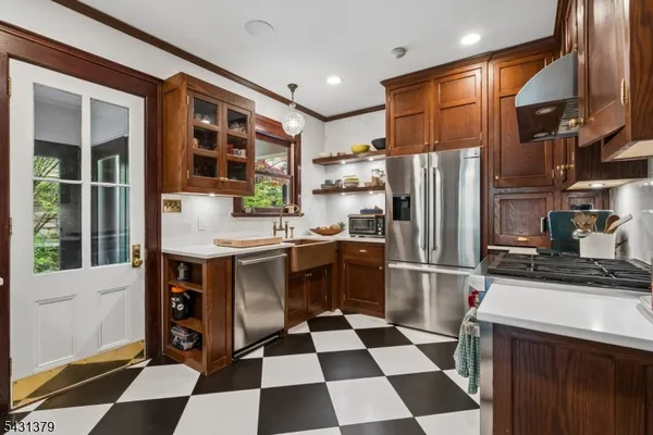 $1,899,000 | 12 Claremont Avenue, Maplewood, NJ 07040
