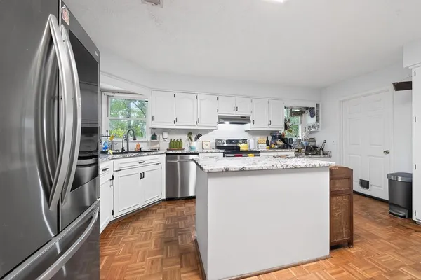 $599,000 | 18 Marynell Lane, Phenix City, AL 36869