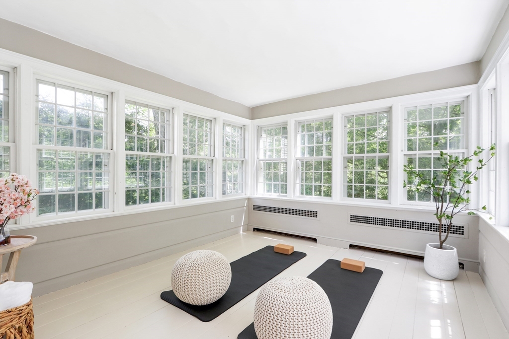 42 Edmunds Road Wellesley, MA 02481 - Photo 17 of 42