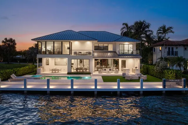 $9,950,000 | 2010 Intracoastal Drive, Fort Lauderdale, FL 33305