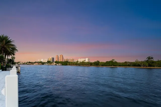 $9,950,000 | 2010 Intracoastal Drive, Fort Lauderdale, FL 33305